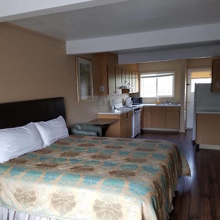 קלאמאת' פולס Townhouse Inn & Suites מראה חיצוני תמונה