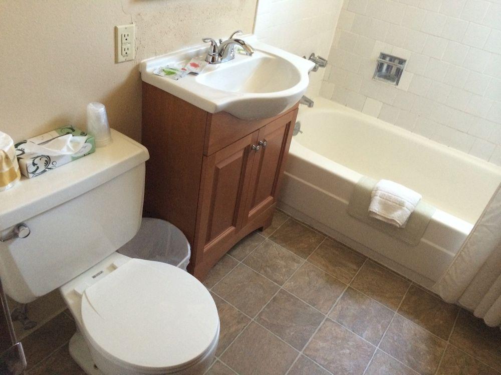 קלאמאת' פולס Townhouse Inn & Suites מראה חיצוני תמונה