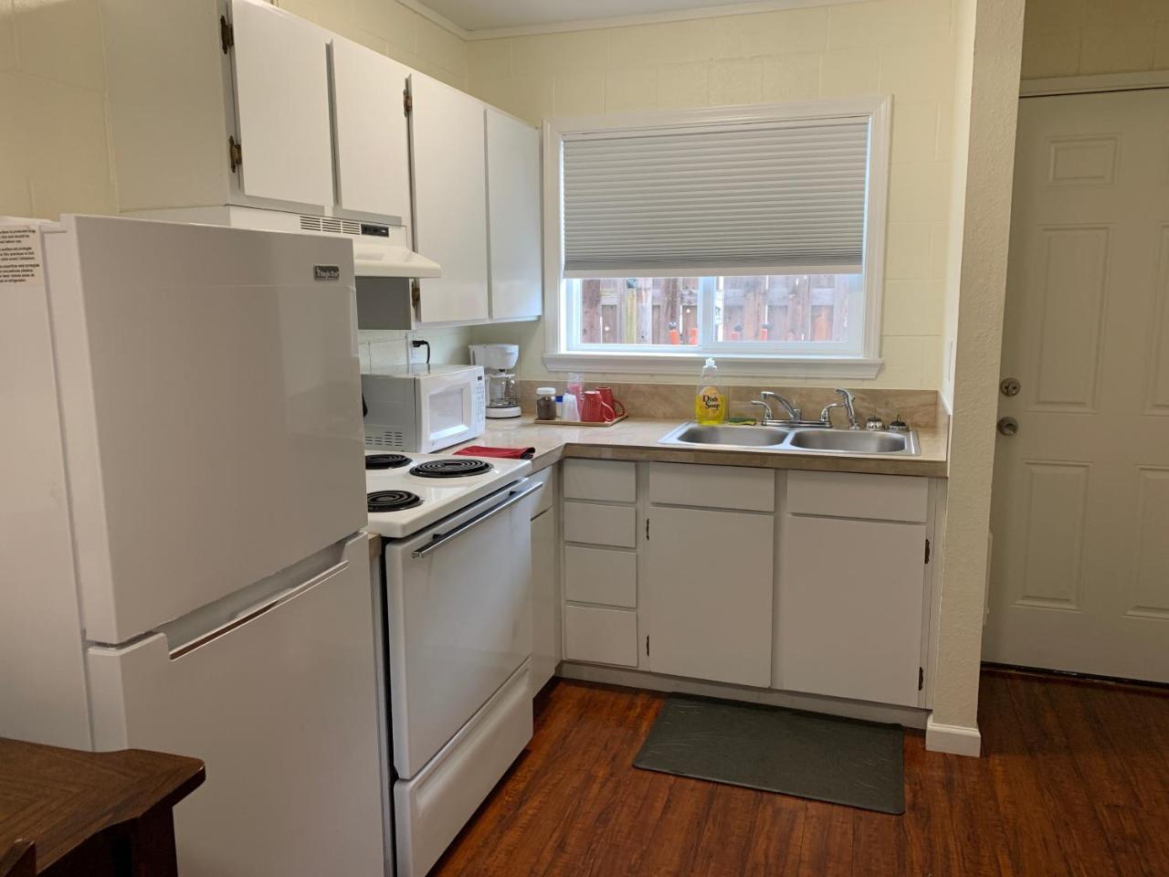 קלאמאת' פולס Townhouse Inn & Suites מראה חיצוני תמונה